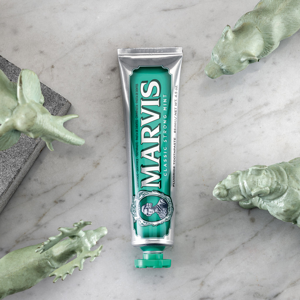 Marvis Classic Strong Mint Fluoride Toothpaste 25mL
