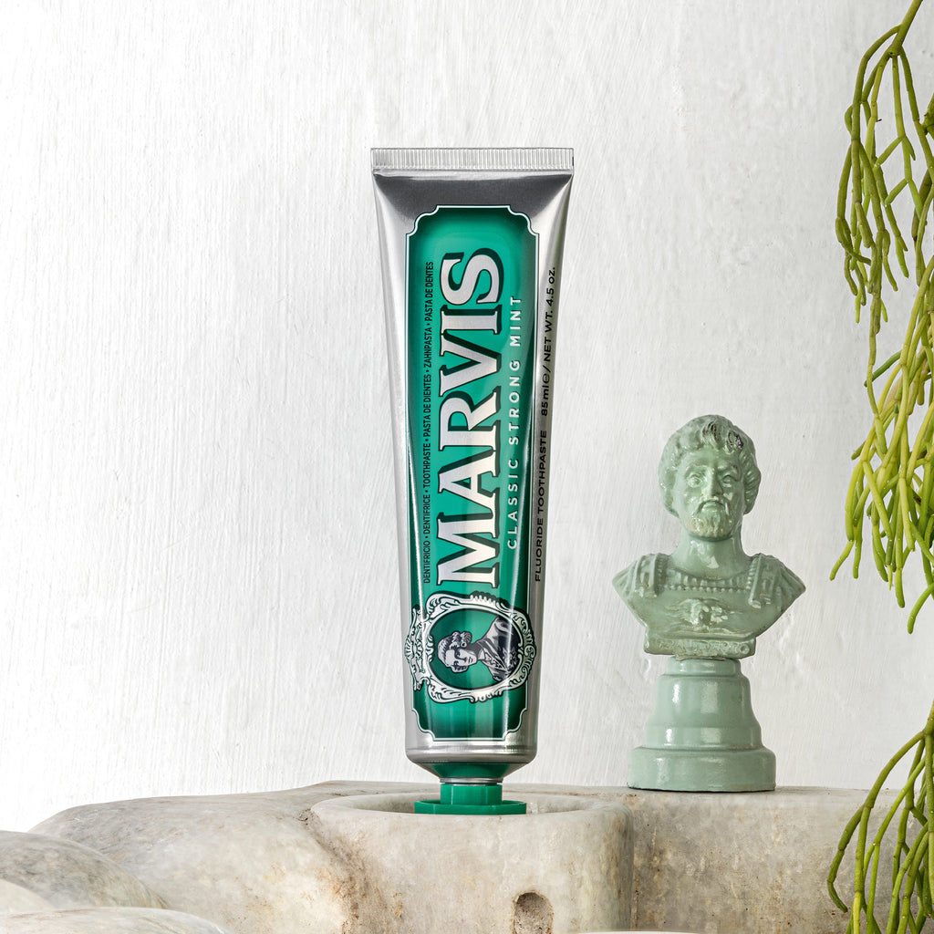 Marvis Classic Strong Mint Fluoride Toothpaste 25mL